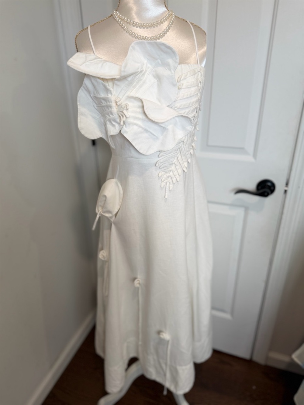 FARM Rio Cream Midi Dress with Floral Appliqué - Picture 16 of 16